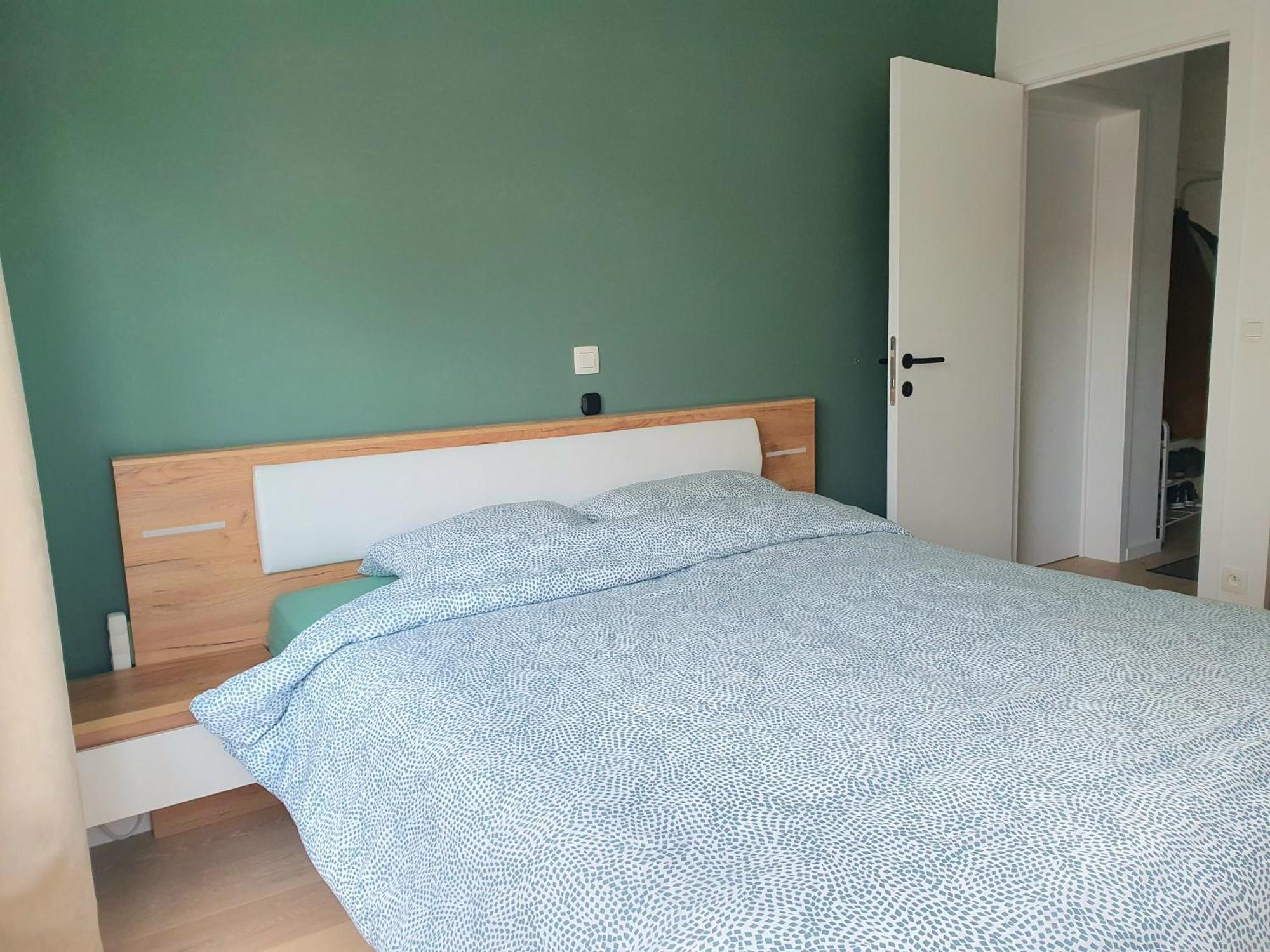 Skaai Five - Newly Renovated 2 Bedrooms Apartment Οστένδη Εξωτερικό φωτογραφία